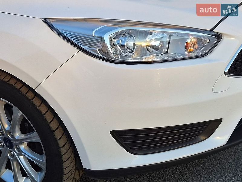 Хэтчбек Ford Focus 2015 в Днепре фото 3 Хэтчбек Ford Focus 2015 в Днепре