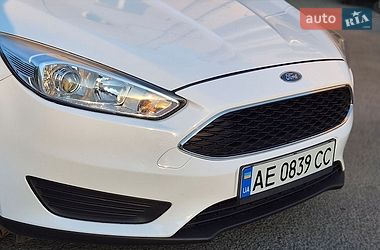 Хэтчбек Ford Focus 2015 в Днепре фото 4 Хэтчбек Ford Focus 2015 в Днепре
