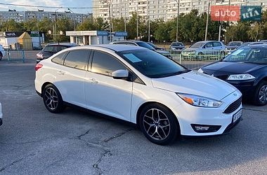 Ford Focus  2017