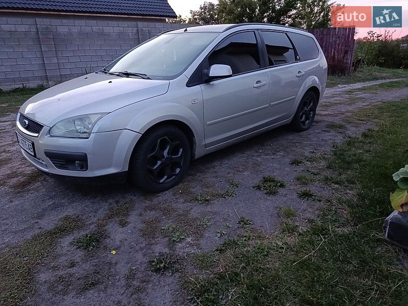 Универсал Ford Focus 2005 в Сарнах