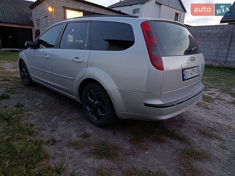 Универсал Ford Focus 2005 в Сарнах