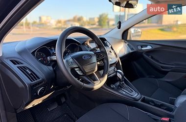 Хэтчбек Ford Focus 2016 в Кривом Роге