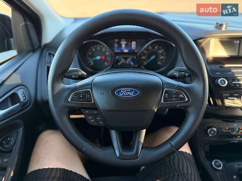 Хэтчбек Ford Focus 2016 в Кривом Роге