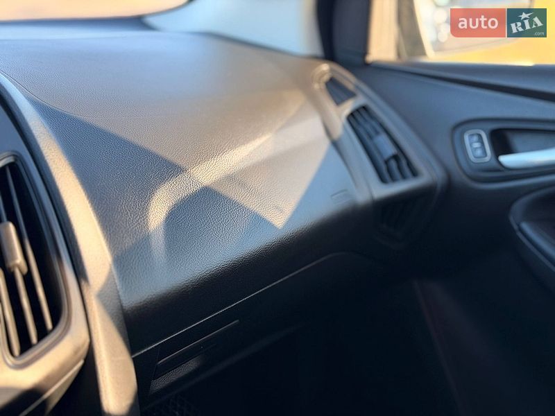 Хэтчбек Ford Focus 2016 в Кривом Роге