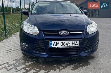 Ford Focus  2011