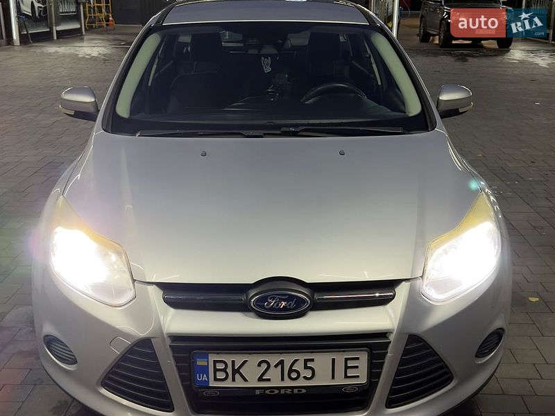 Ford Focus 2011 Ford Focus 2011