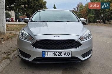 Ford Focus  2015