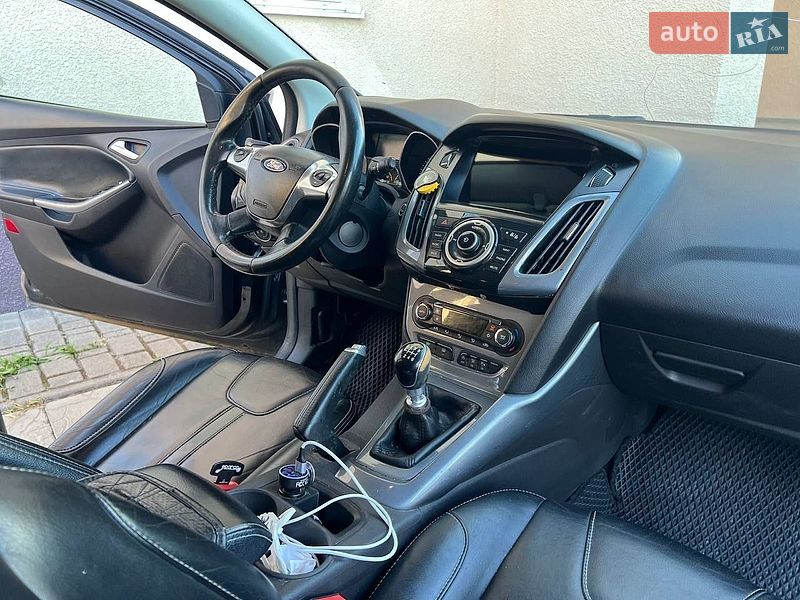 Універсал Ford Focus 2013 в Кельменцях