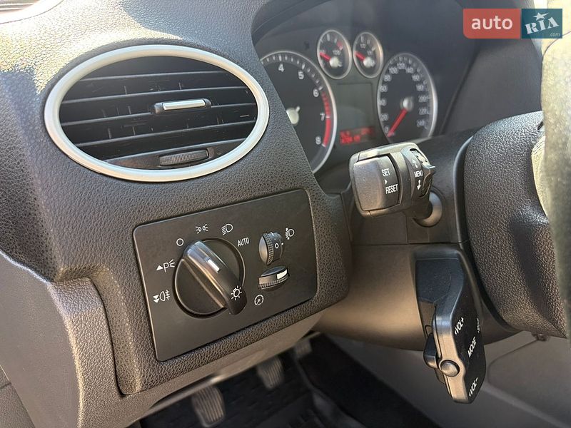 Универсал Ford Focus 2007 в Нововолынске