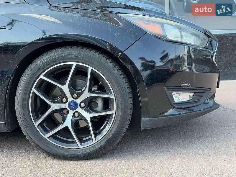Седан Ford Focus 2017 в Киеве