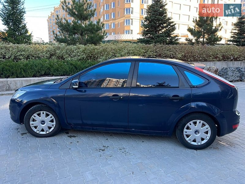 Хэтчбек Ford Focus 2011 в Киеве