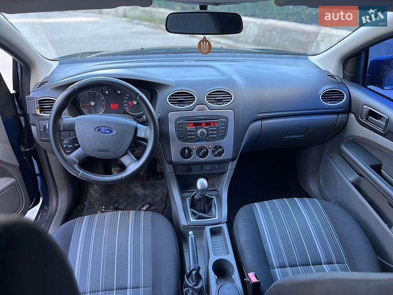 Хэтчбек Ford Focus 2011 в Киеве