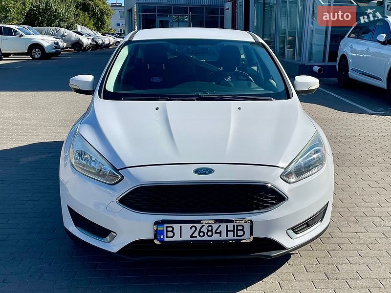 Хэтчбек Ford Focus 2015 в Полтаве