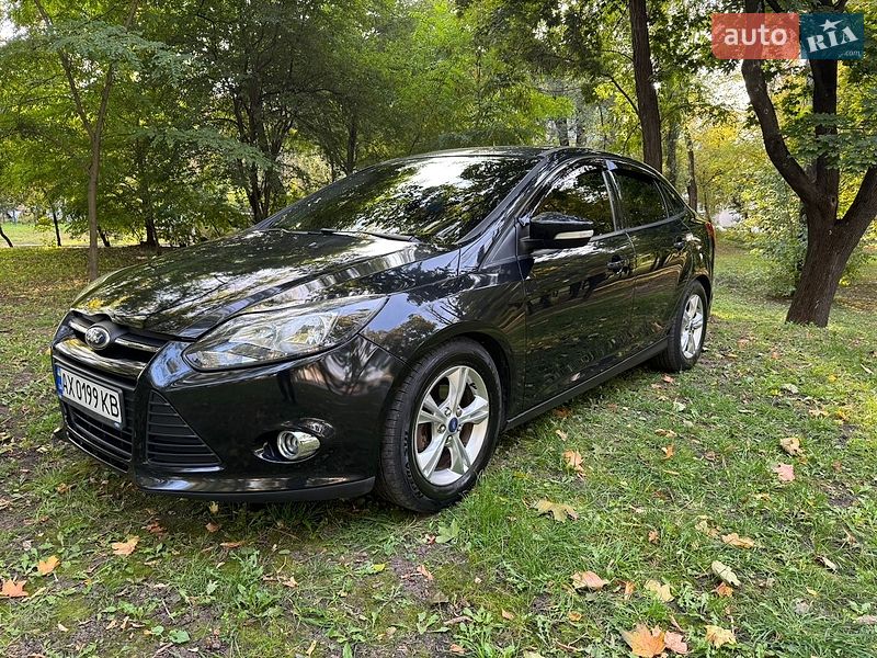 Седан Ford Focus 2014 в Харькове фото 3 Седан Ford Focus 2014 в Харькове