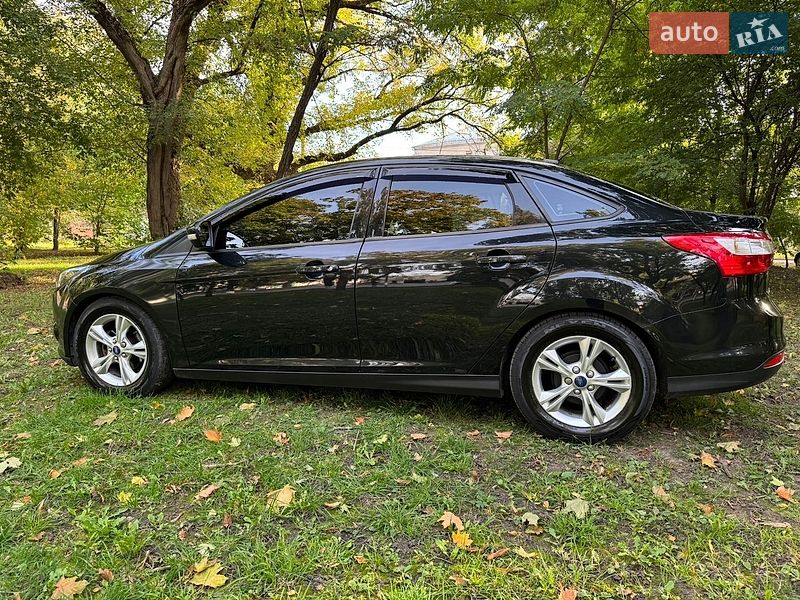 Седан Ford Focus 2014 в Харькове фото 5 Седан Ford Focus 2014 в Харькове