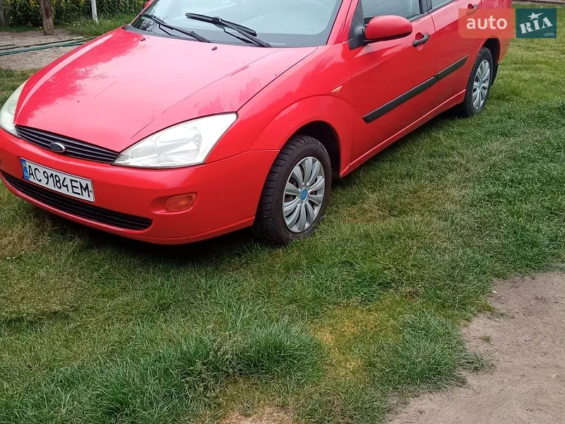 Ford Focus 2000