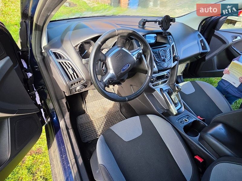 Седан Ford Focus 2011 в Ивано-Франковске