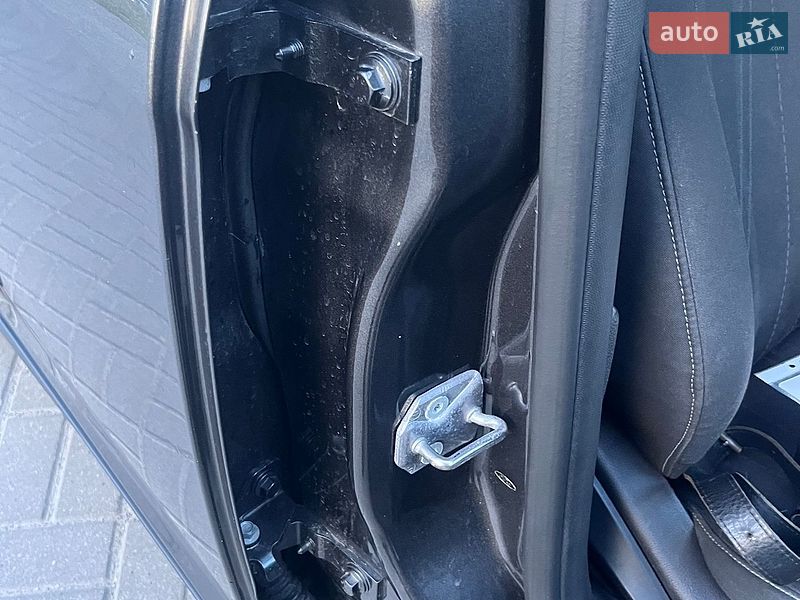 Седан Ford Focus 2015 в Дубні