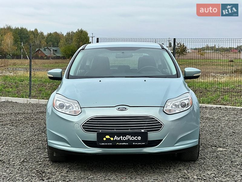 Хэтчбек Ford Focus 2012 в Луцке