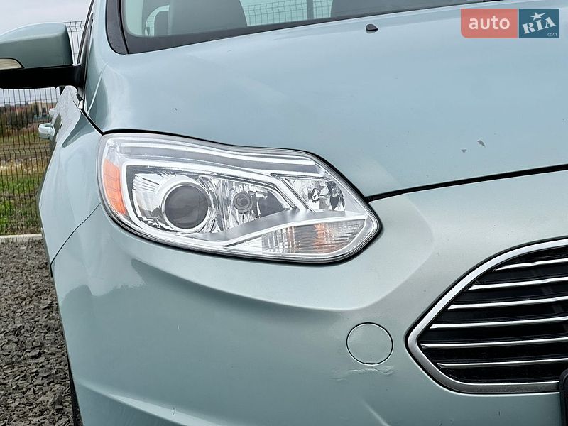 Хэтчбек Ford Focus 2012 в Луцке