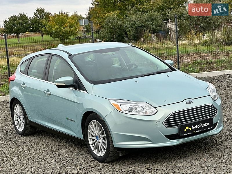 Хэтчбек Ford Focus 2012 в Луцке