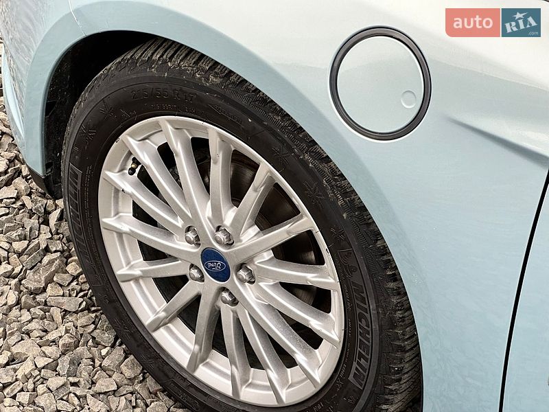 Хэтчбек Ford Focus 2012 в Луцке