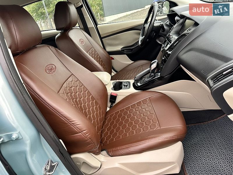 Хэтчбек Ford Focus 2012 в Луцке