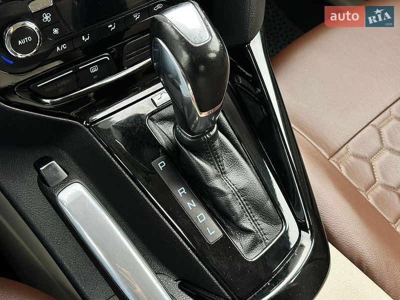 Хэтчбек Ford Focus 2012 в Луцке