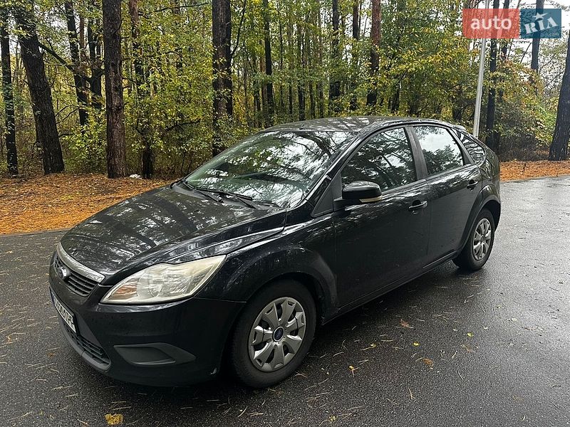 Хэтчбек Ford Focus 2008 в Обухове