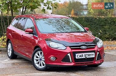 Ford Focus  2012