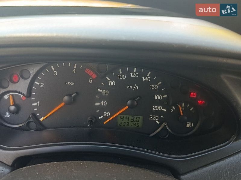 Универсал Ford Focus 2003 в Березане