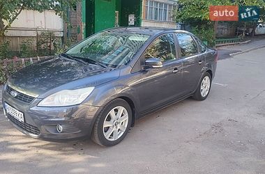 Ford Focus  2011