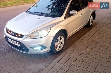 Ford Focus  2010