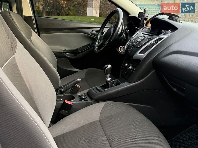 Універсал Ford Focus 2014 в Павлограді