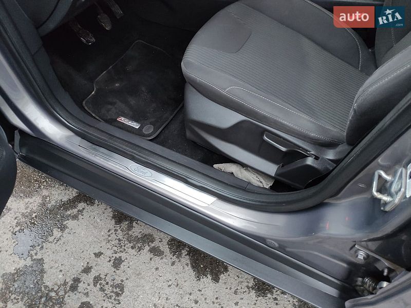Универсал Ford Focus 2012 в Черновцах