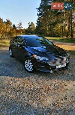 Ford Fusion SE 2014