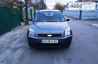 Ford Fusion  2005