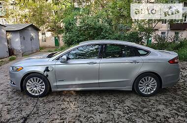 Ford Fusion  Plug in 2015