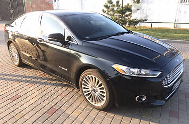 Ford Fusion Titanium HYBRID 2013