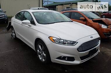 Ford Fusion SE 2014