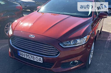 Ford Fusion SE 2014