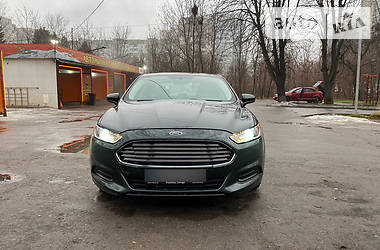 Ford Fusion  2015