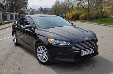 Ford Fusion SE 2012