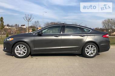 Ford Fusion 2015