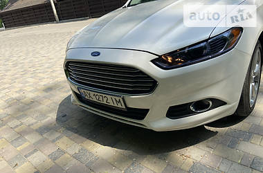 Ford Fusion  2015