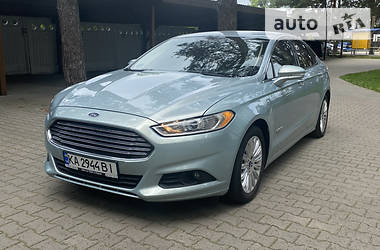 Ford Fusion  2013