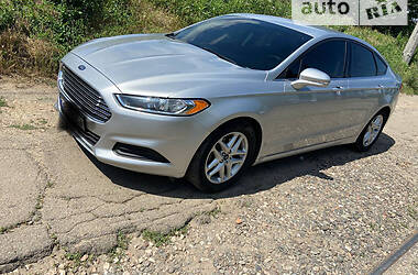 Ford Fusion se  2016