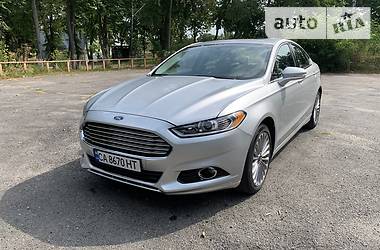 Ford Fusion Titanium 2016