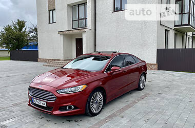 Ford Fusion TITANIUM 2015