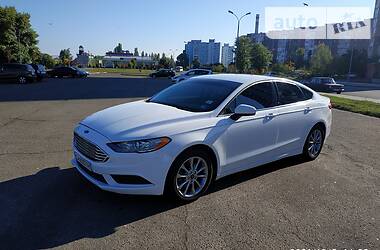 Ford Fusion SE 2016